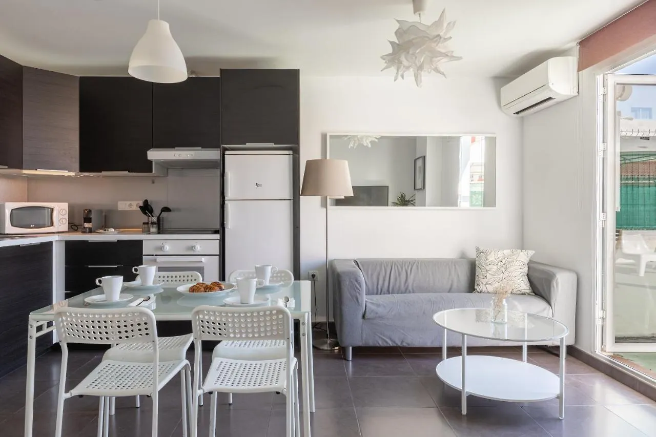 HOMEABOUT LA MERCED Duplexes Málaga Appartement